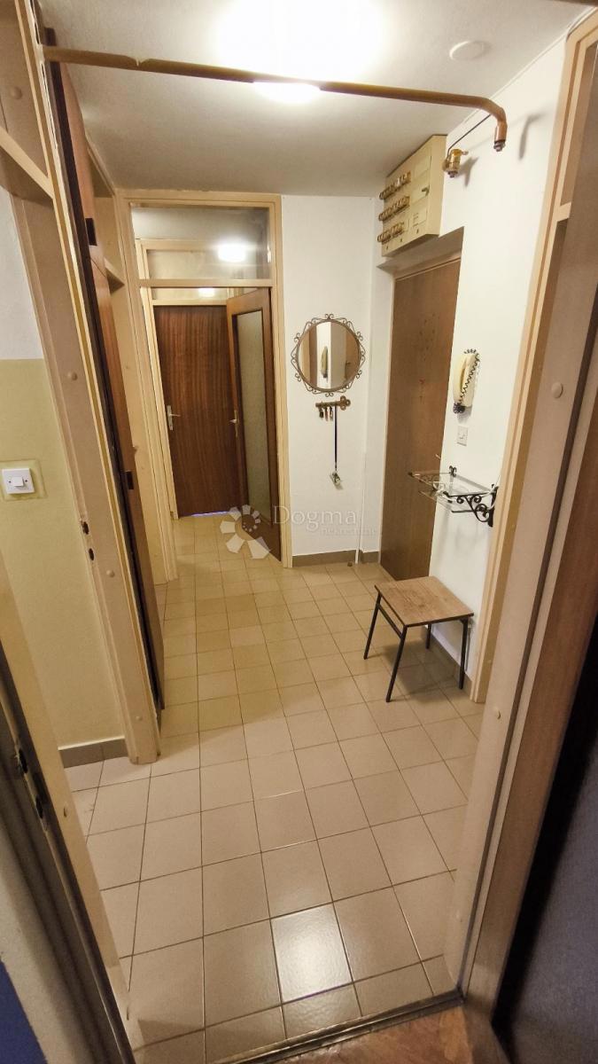 Allogio Centar, Pula, 88,32m2