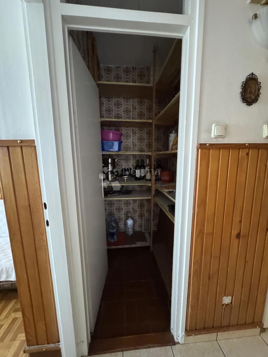 Allogio Krivi Put, Senj, 57,47m2