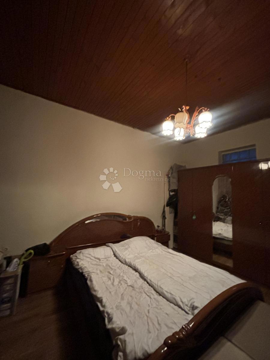 Allogio Centar, Vinkovci, 64m2