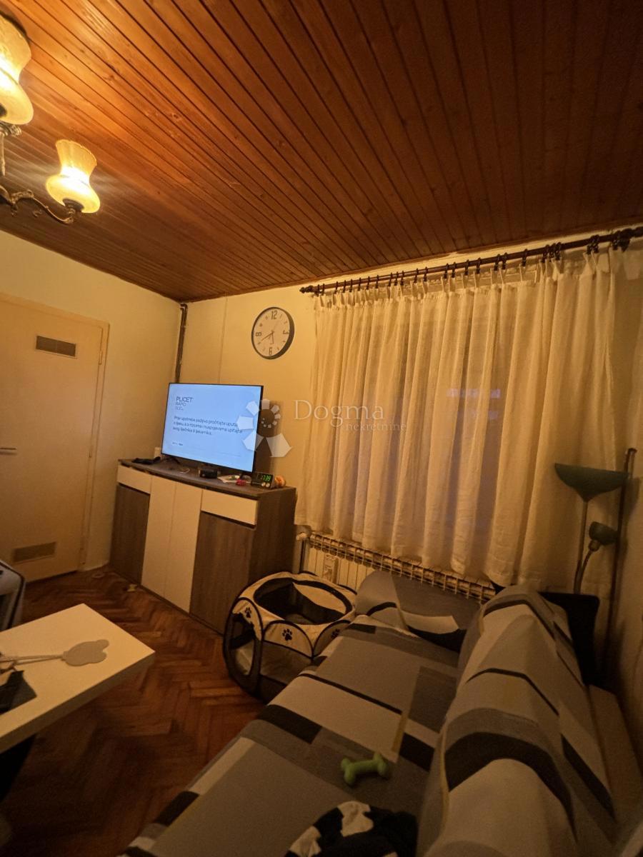 Allogio Centar, Vinkovci, 64m2