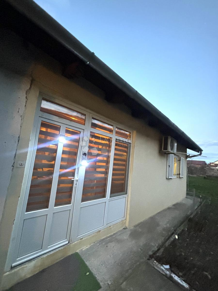 Allogio Centar, Vinkovci, 64m2