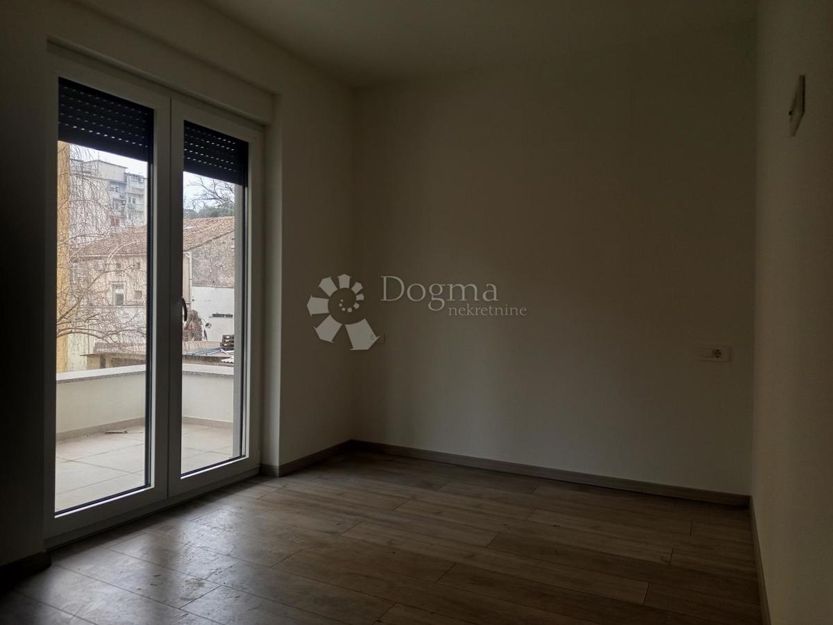 Allogio Centar, Pula, 54m2