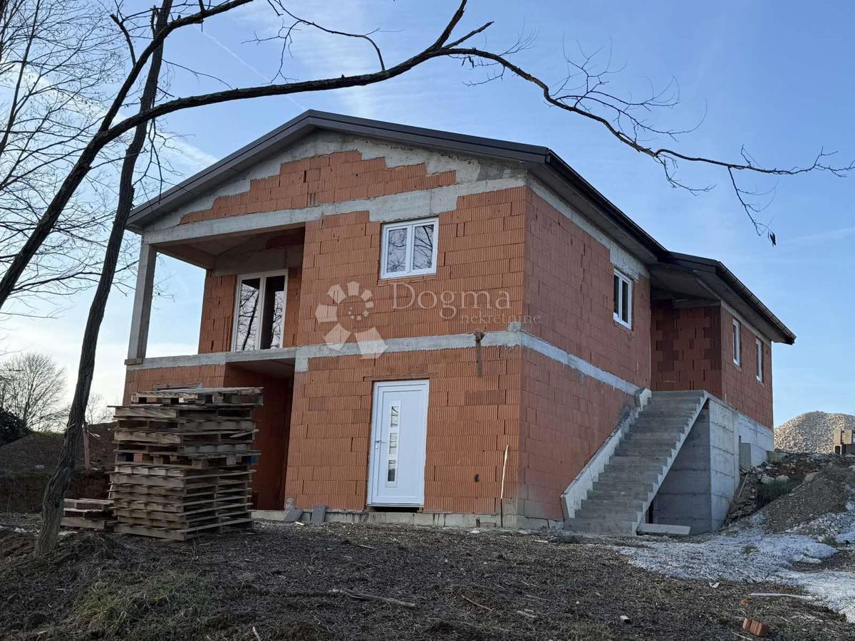 Casa Novaki Pazinski, Cerovlje, 160m2