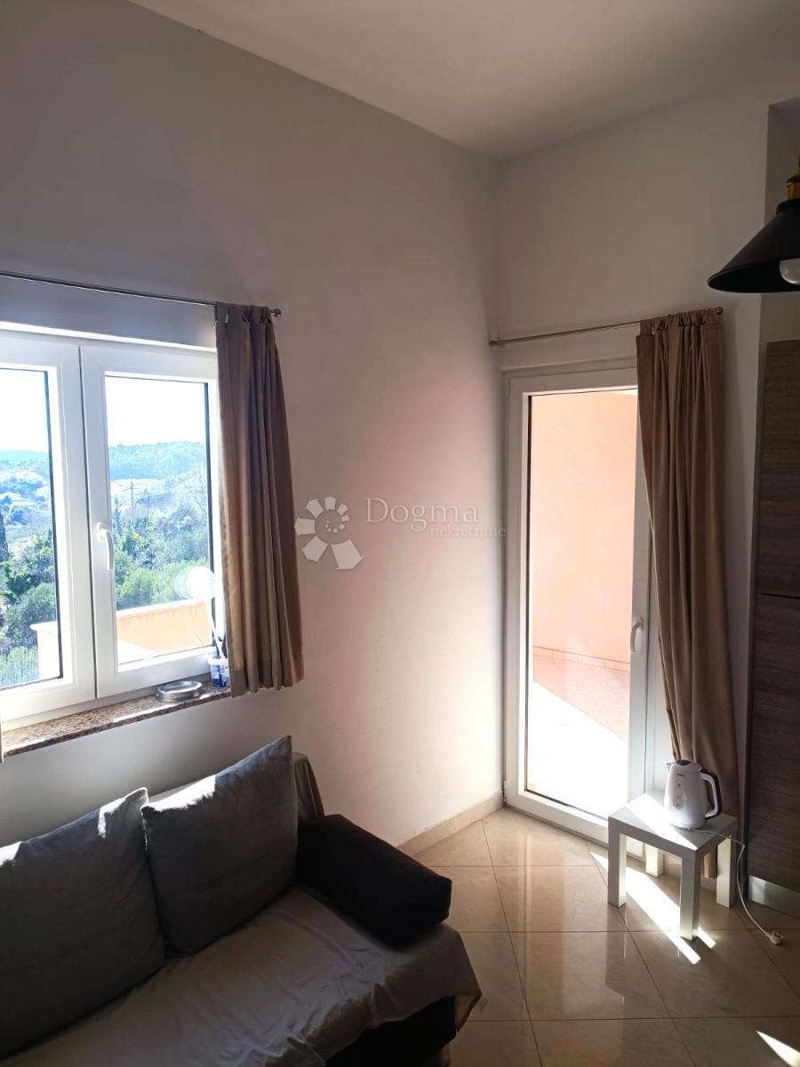Appartamento 46 m² con balcone e terrazza – Palit, Rab
