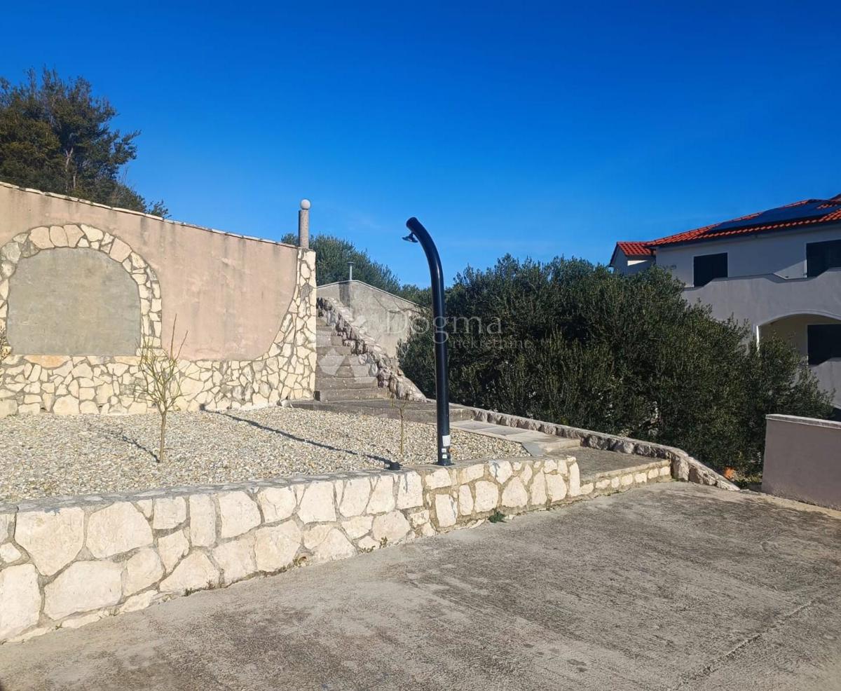 Appartamento 46 m² con balcone e terrazza – Palit, Rab