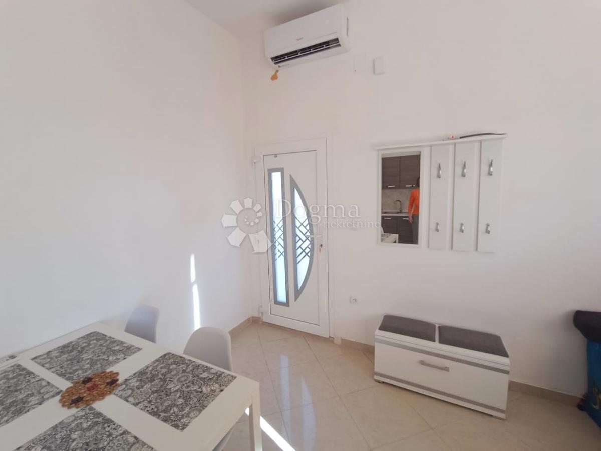 Appartamento 46 m² con balcone e terrazza – Palit, Rab