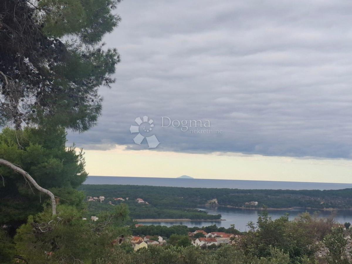 Terreno agricolo Bobovišća, Milna, 8.463m2
