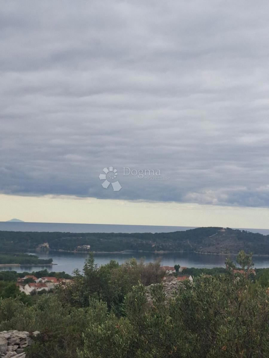 Terreno agricolo Bobovišća, Milna, 8.463m2