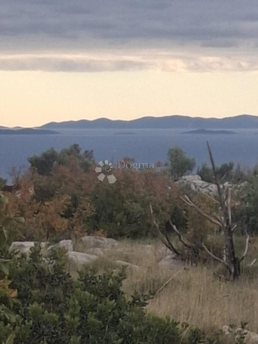 Terreno agricolo Bobovišća, Milna, 8.463m2