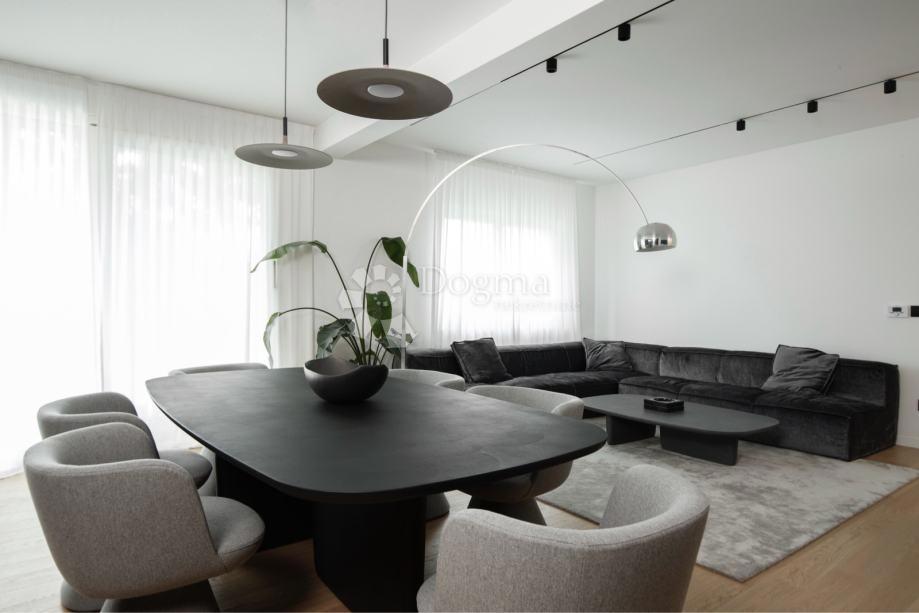 Allogio Srebrnjak, Maksimir, 151m2