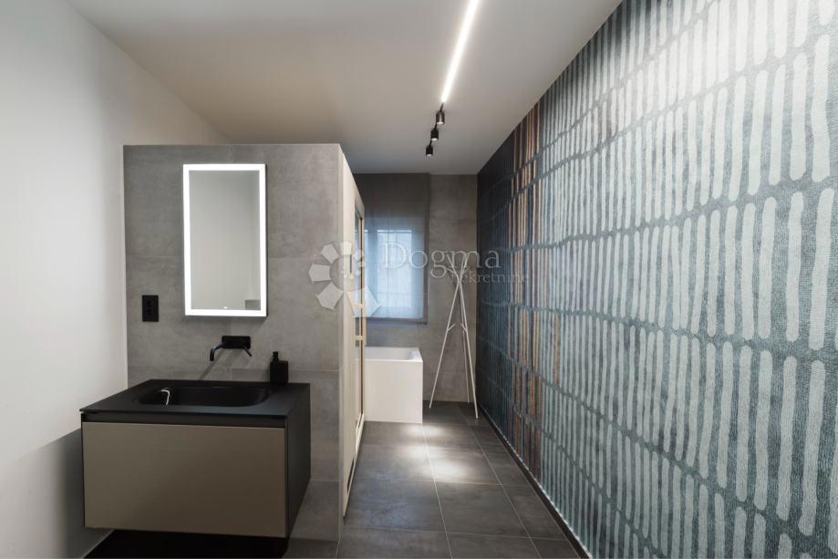 Allogio Srebrnjak, Maksimir, 151m2