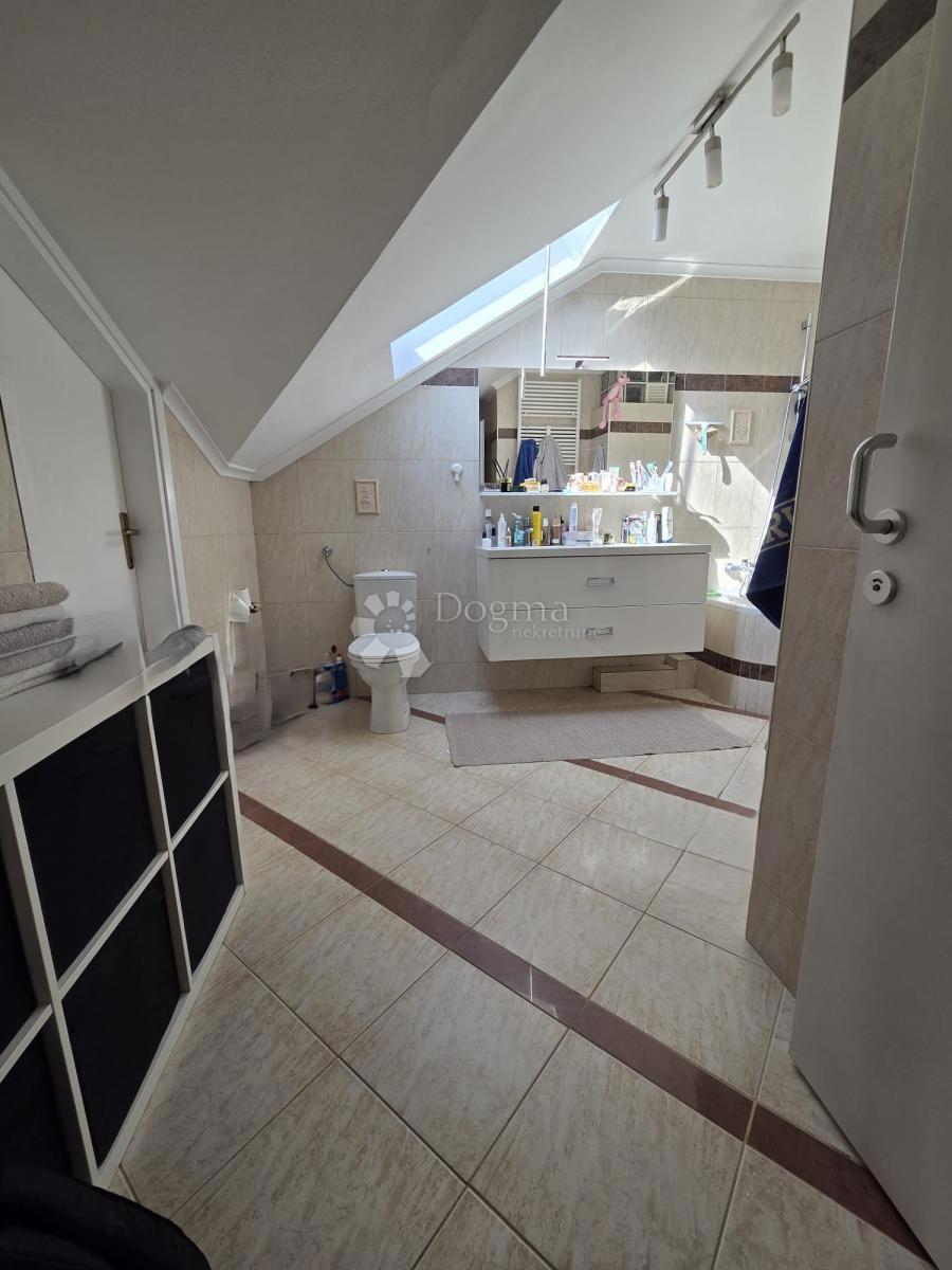 Casa Bajer, Virovitica, 312m2