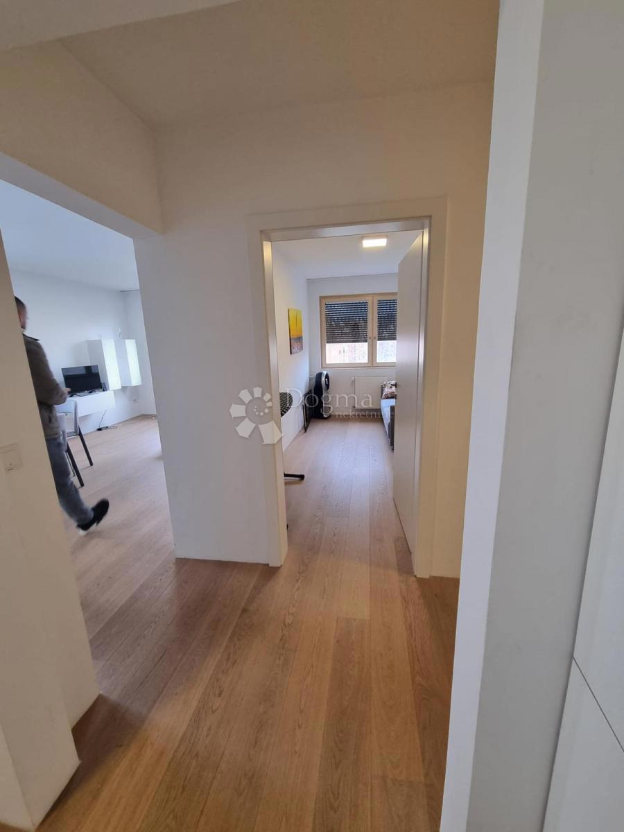 Allogio Malešnica, Stenjevec, 70m2