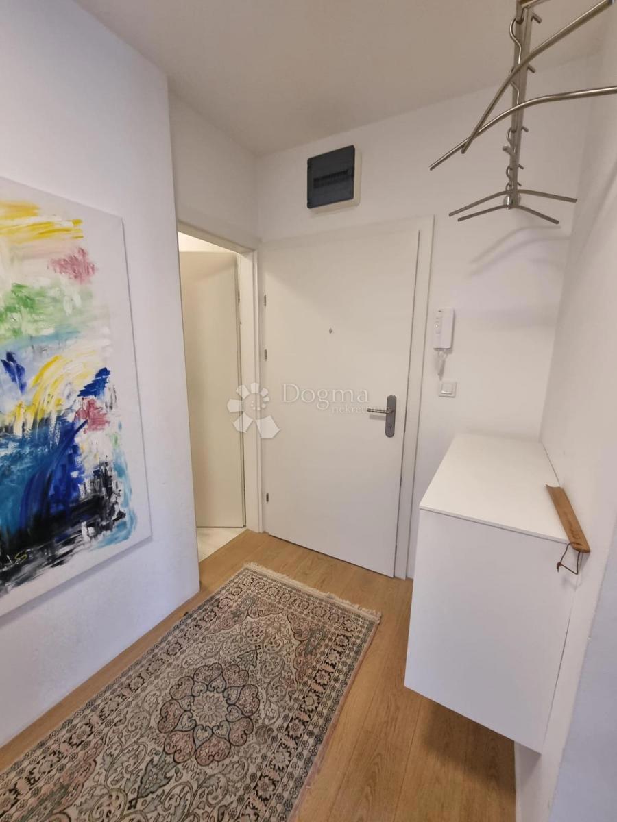 Allogio Malešnica, Stenjevec, 70m2