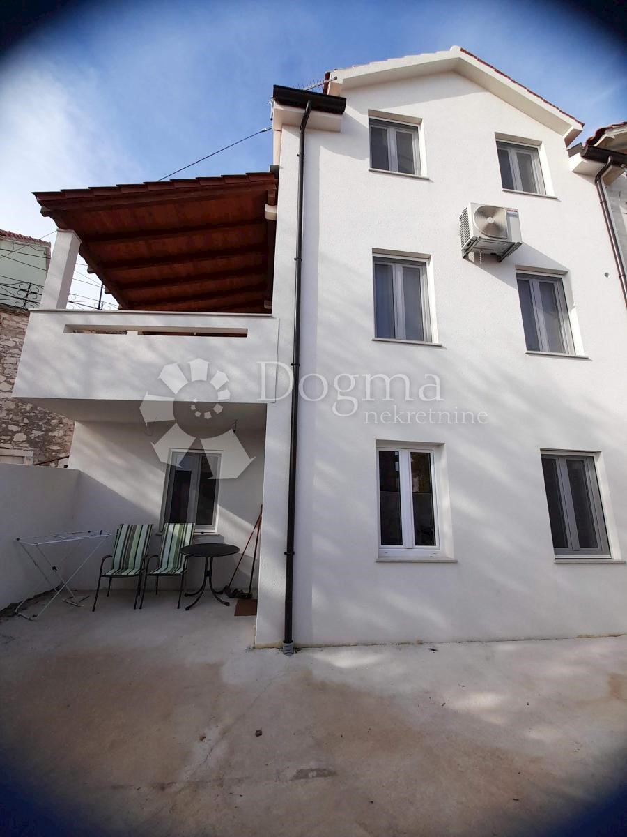 Casa Sumartin, Selca, 125m2