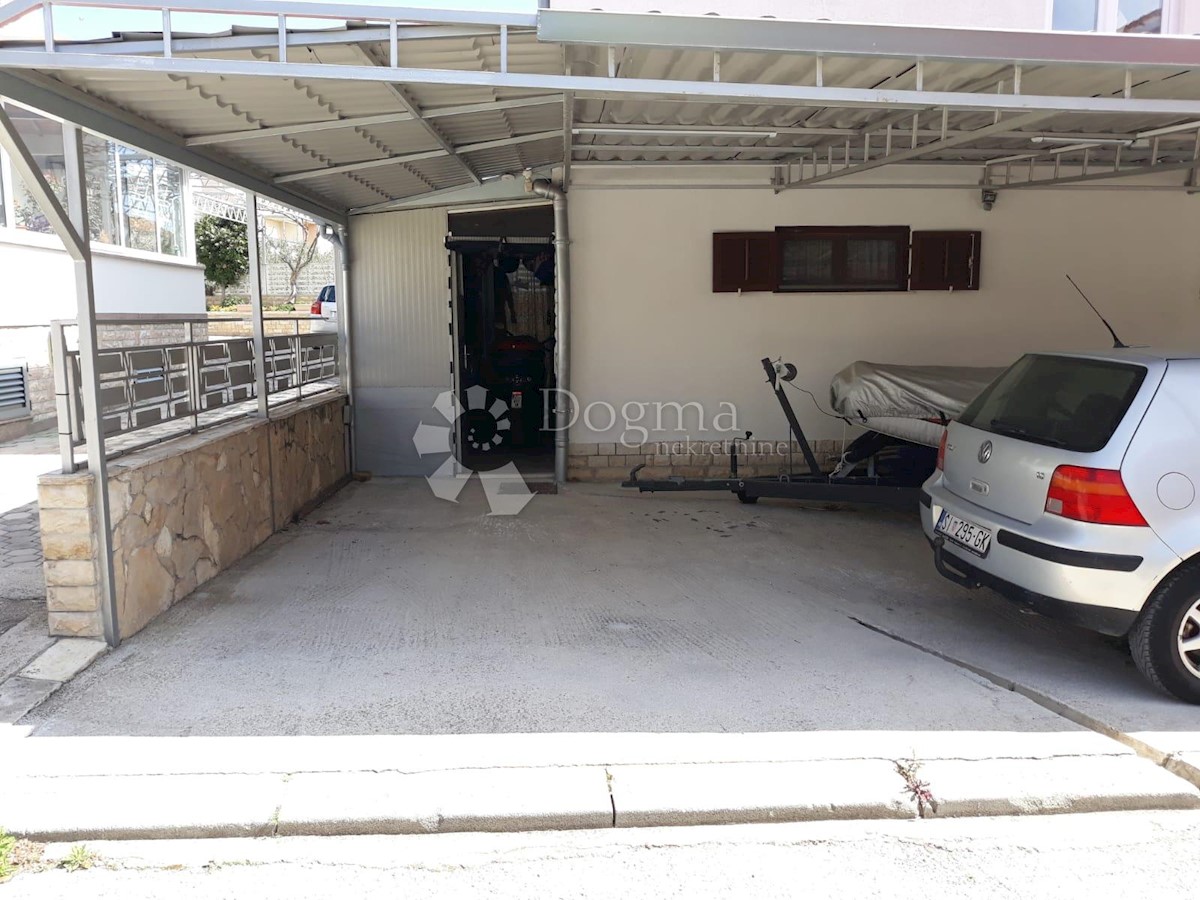 Allogio Vodice, 95m2