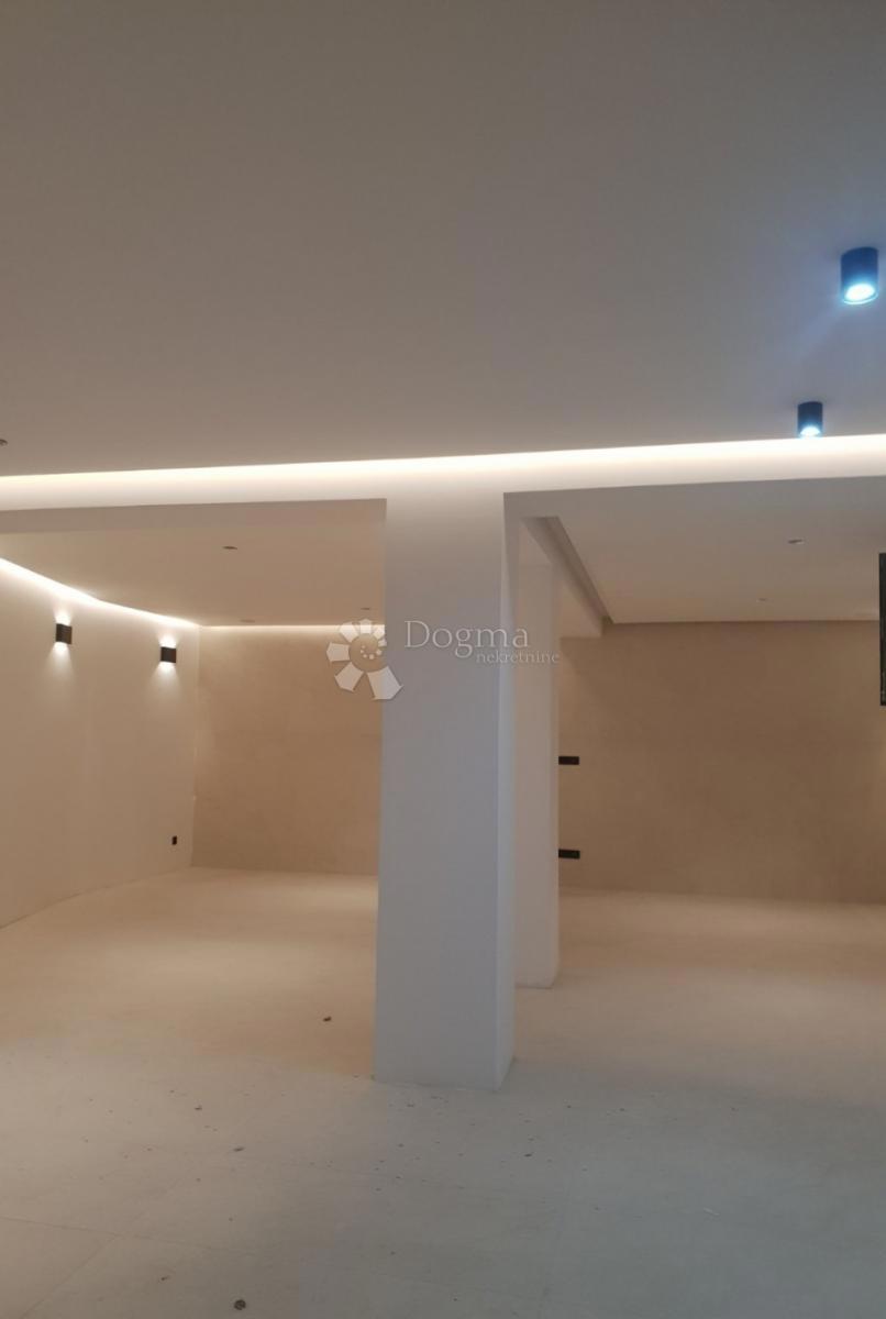 Allogio Krk, 254,70m2