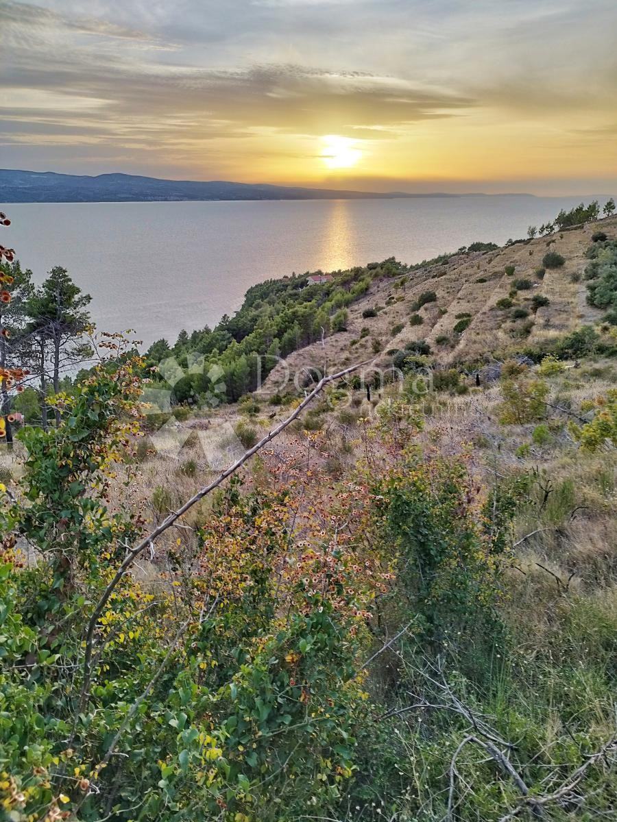 Terreno Stanići, Omiš, 2.200m2