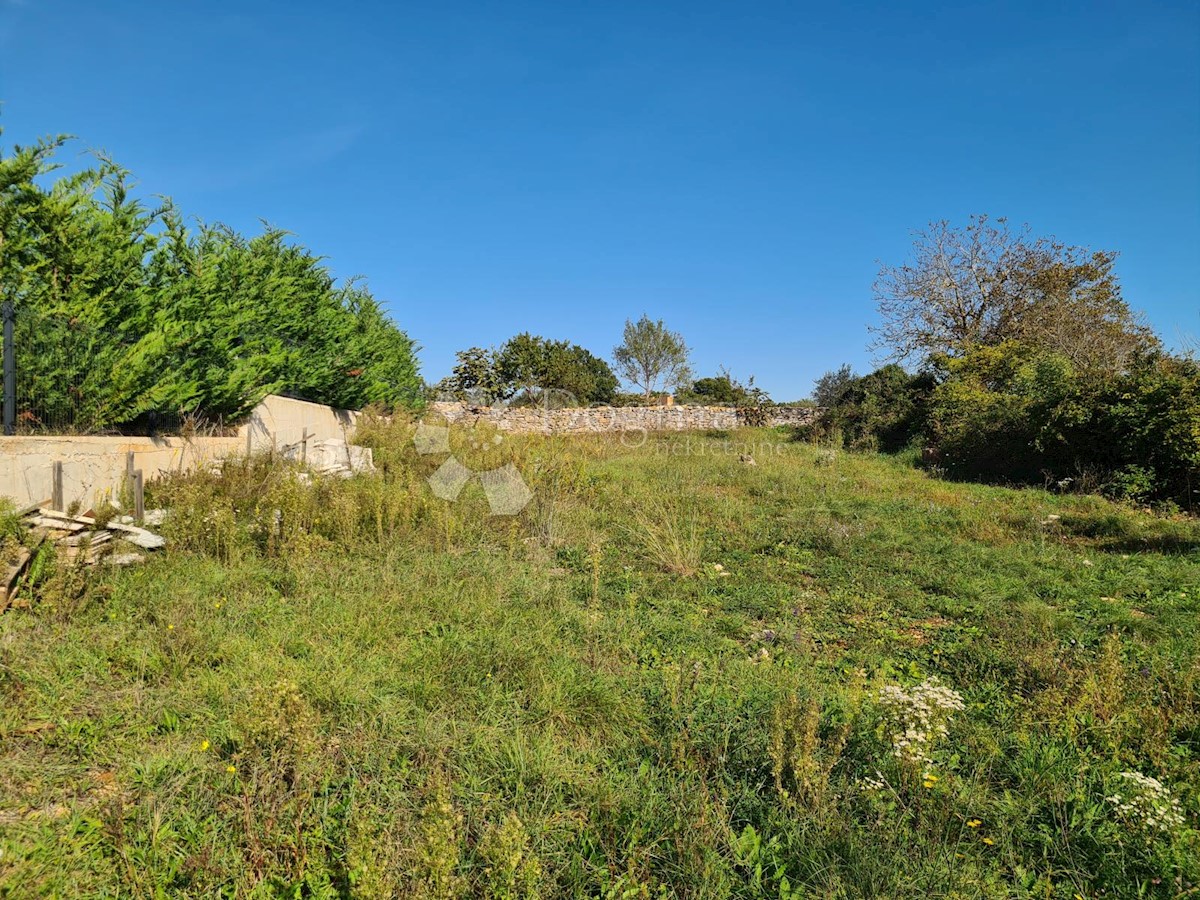 Terreno Svetvinčenat, 1.455m2