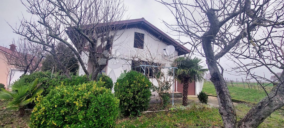 Casa Boljunsko Polje, Lupoglav, 84m2