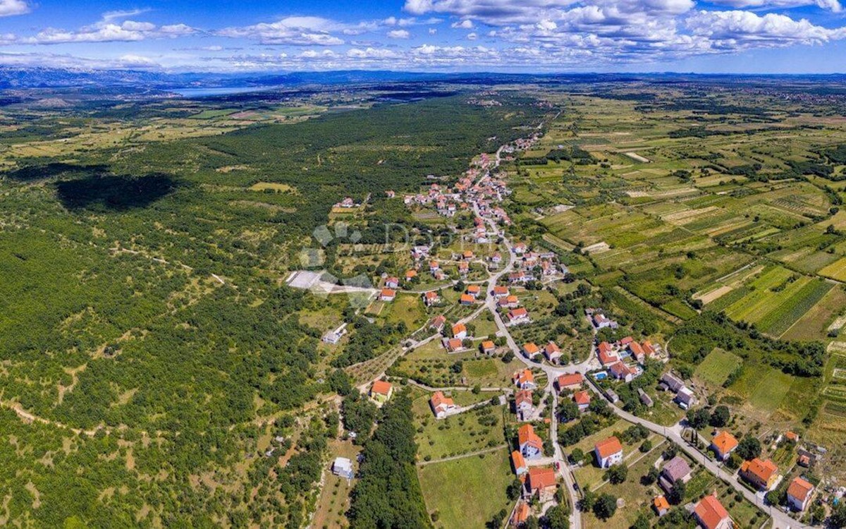 Terreno Poličnik, 2.248m2