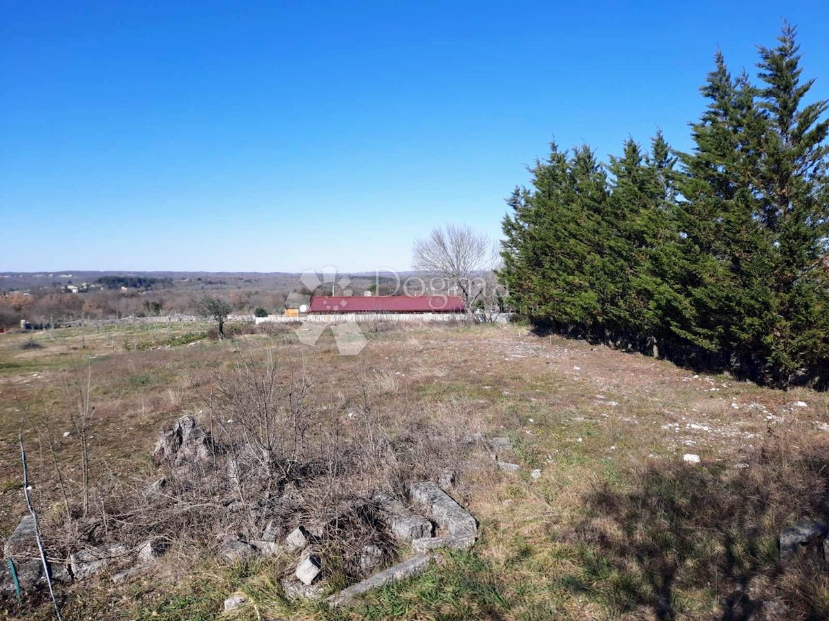 Terreno Bratulići, Marčana, 1.100m2