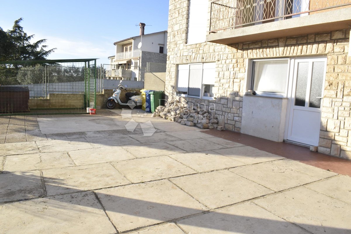 APPARTAMENTO FAMIGLIARE E CASA IN OTTIMA POSIZIONE