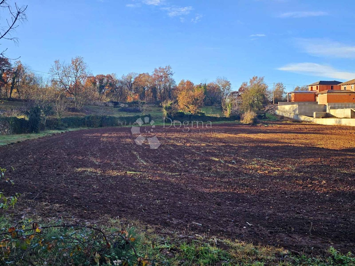 Terreno Juršići, Svetvinčenat, 2.248m2