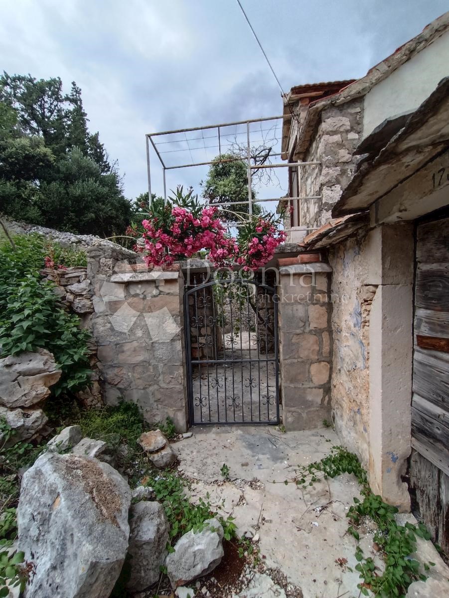 Casa Ložišća, Milna, 100m2