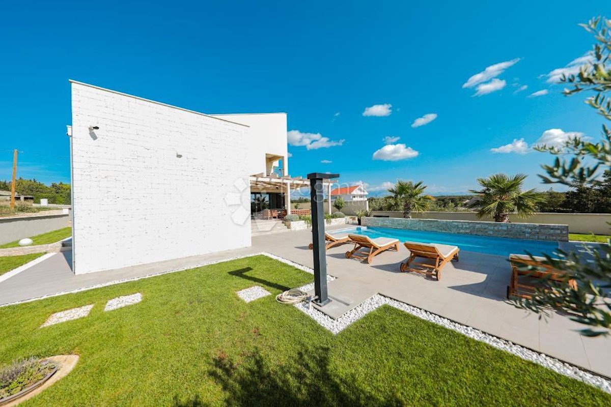 Casa Poljica Brig, Nin, 300m2