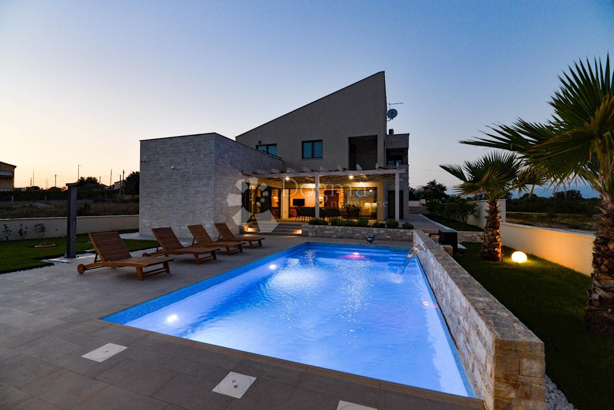Casa Poljica Brig, Nin, 300m2