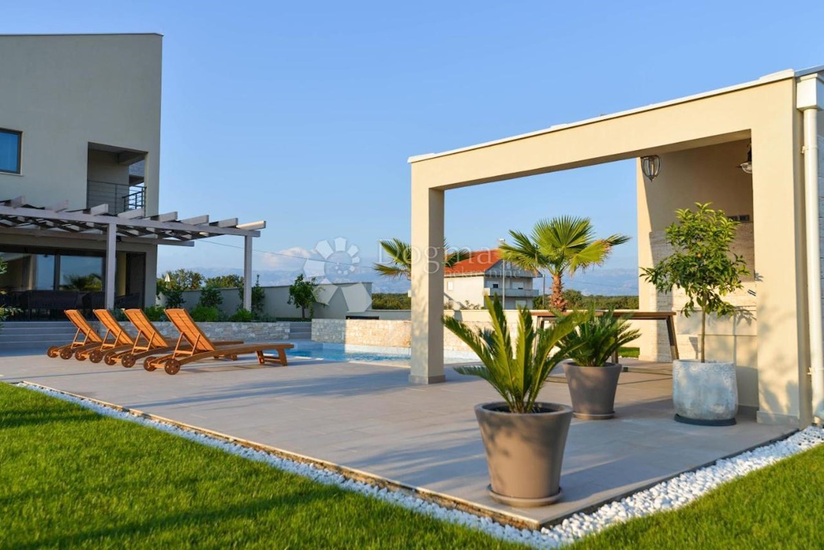 Casa Poljica Brig, Nin, 300m2