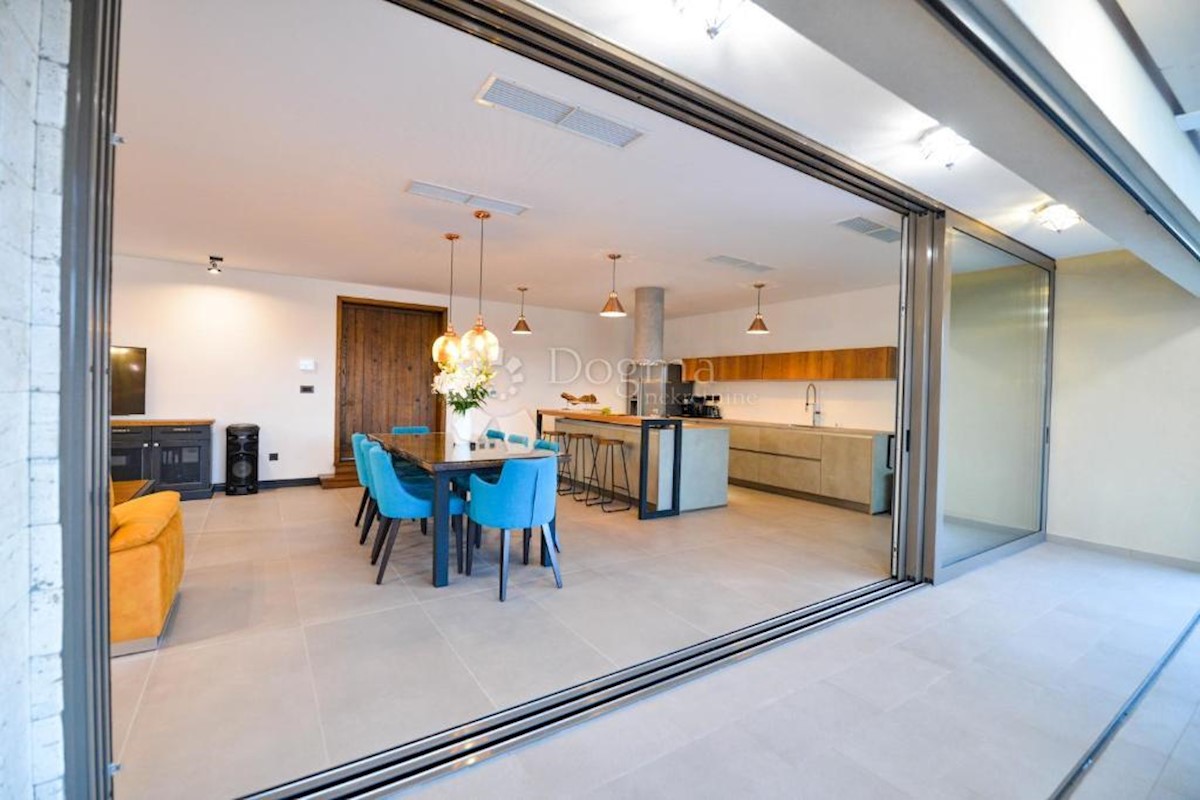 Casa Poljica Brig, Nin, 300m2