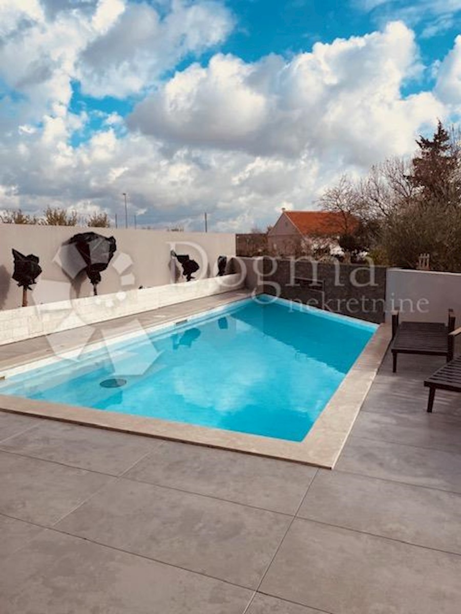 Casa Poljica Brig, Nin, 300m2