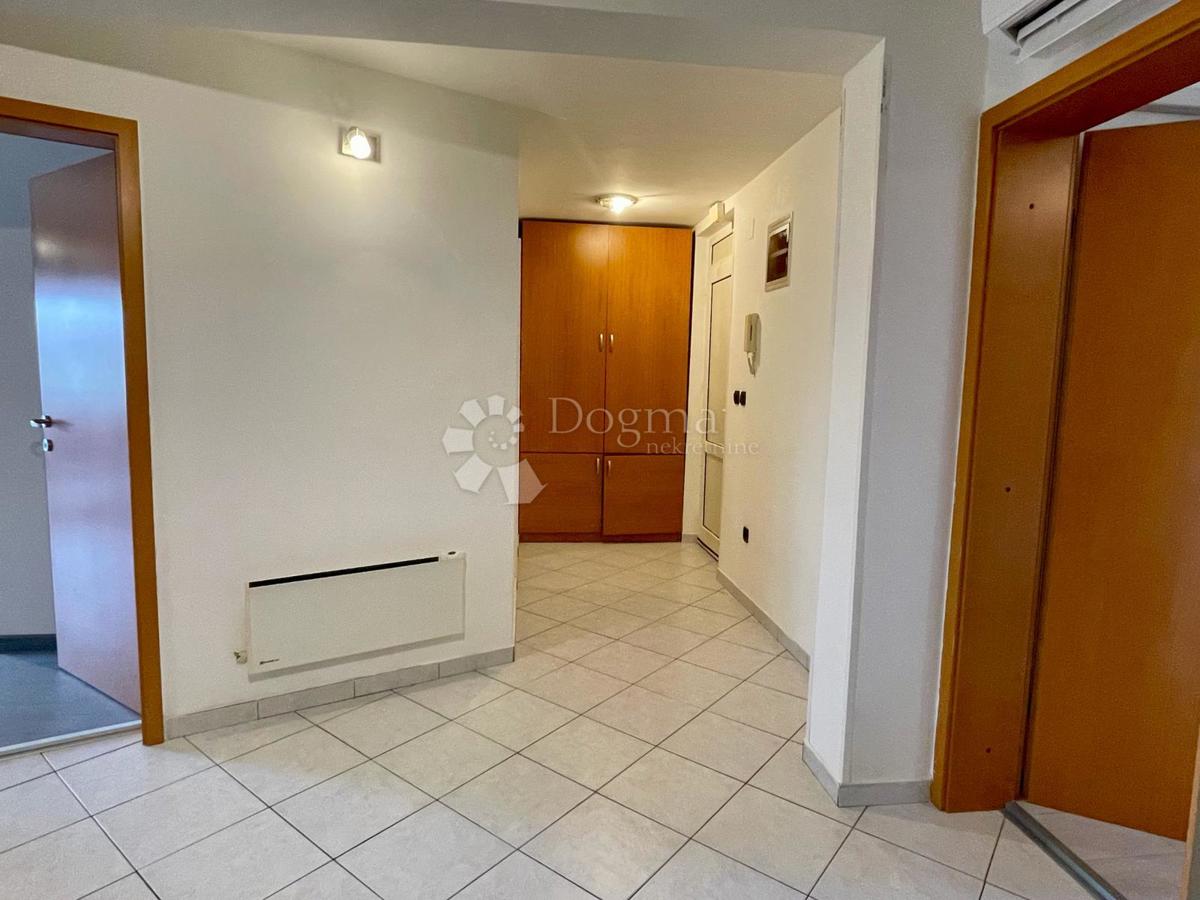 Allogio Nova Veruda, Pula, 70,11m2