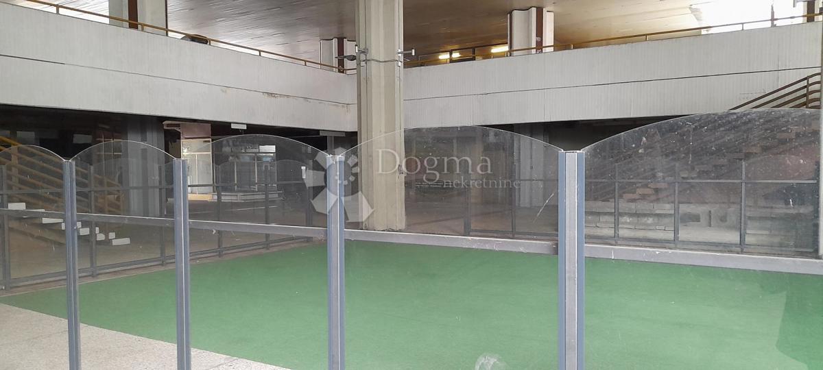 Locale commerciale Ksaver, Gornji Grad - Medveščak, 320m2