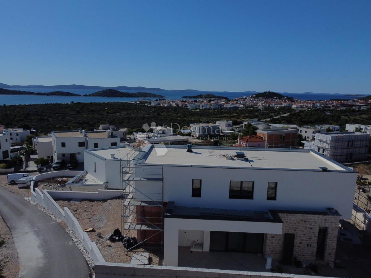 Casa Vodice, 374,95m2