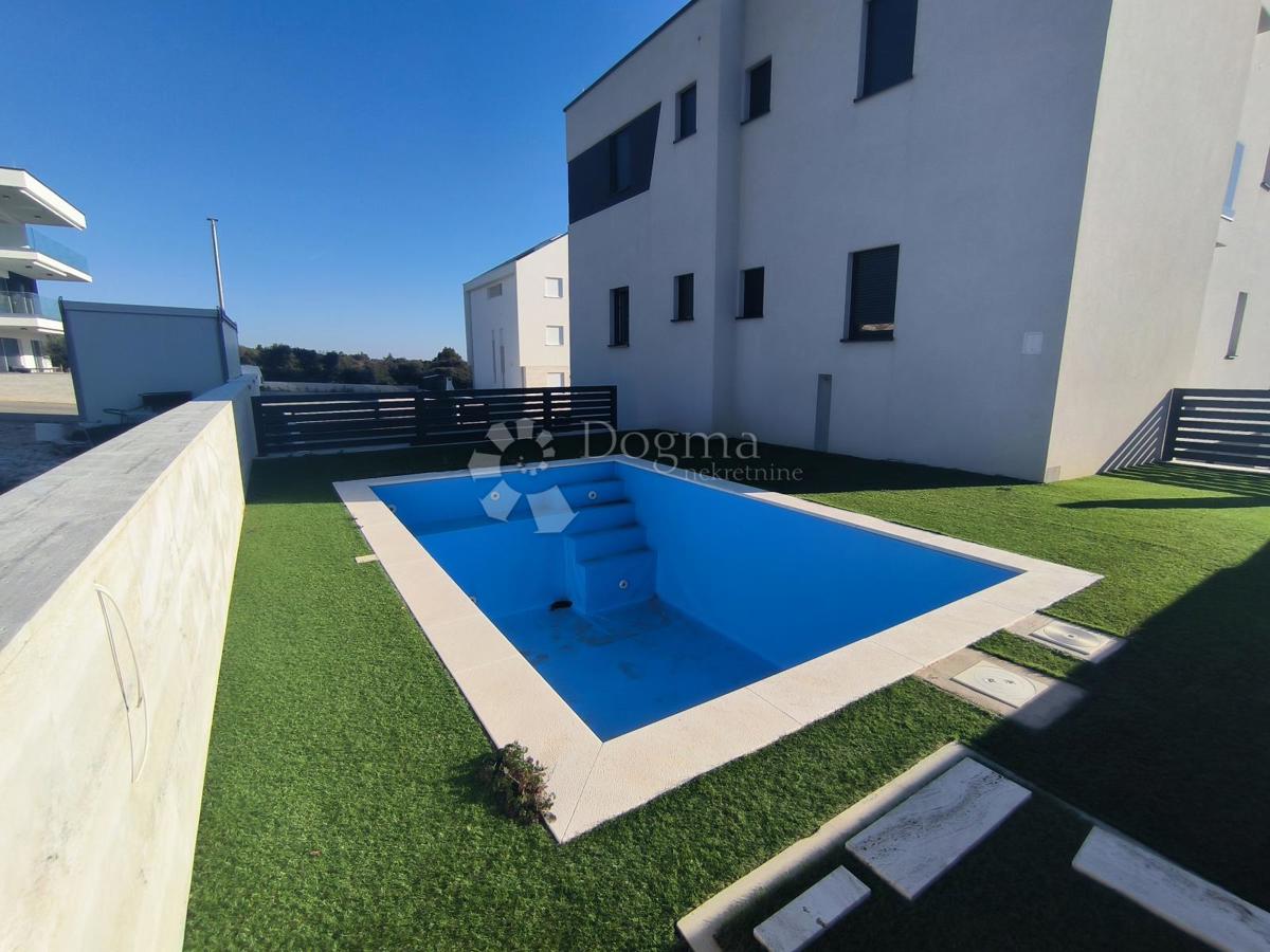 Allogio Mandre, Kolan, 150,07m2