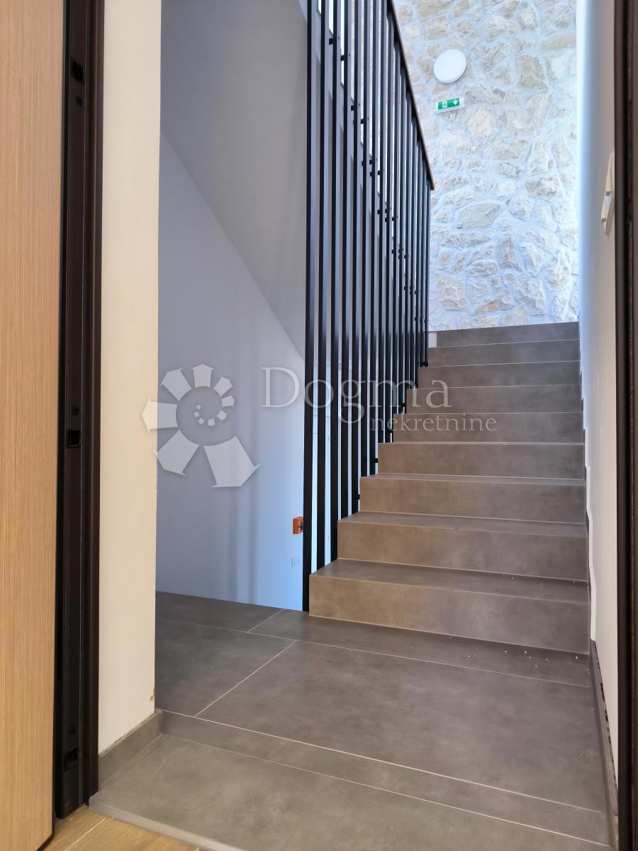 Allogio Mandre, Kolan, 150,07m2