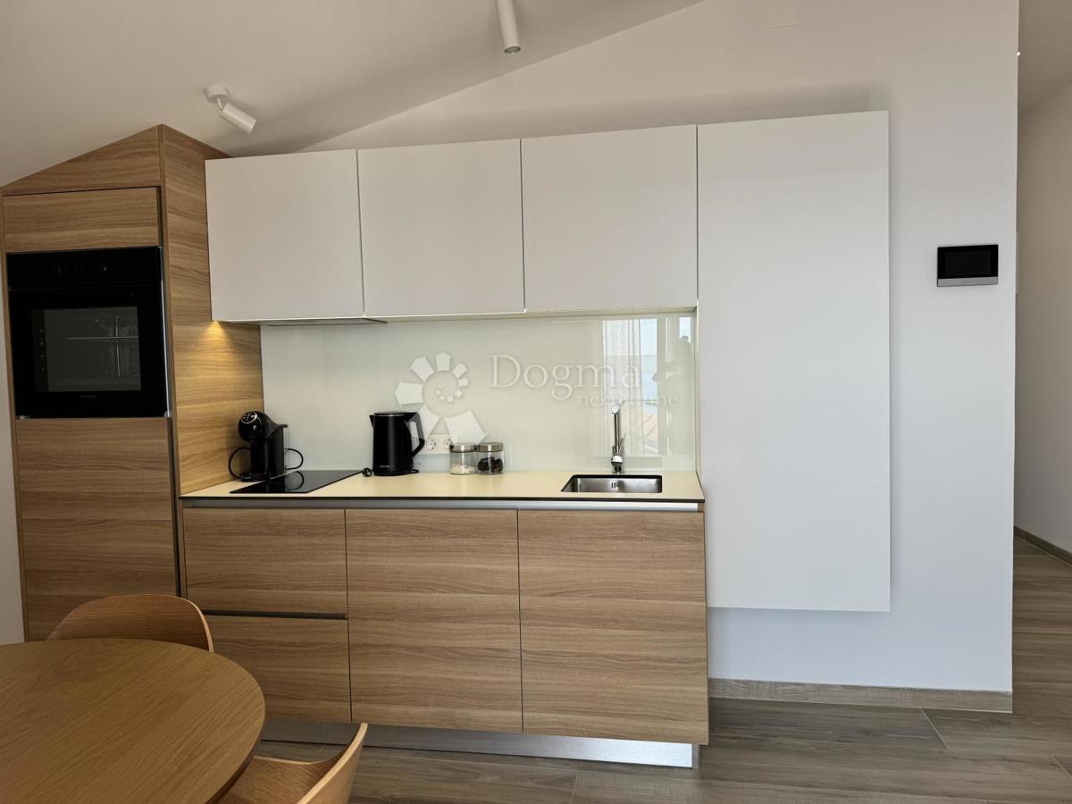 Appartamento Maslenica, Jasenice, 56m2