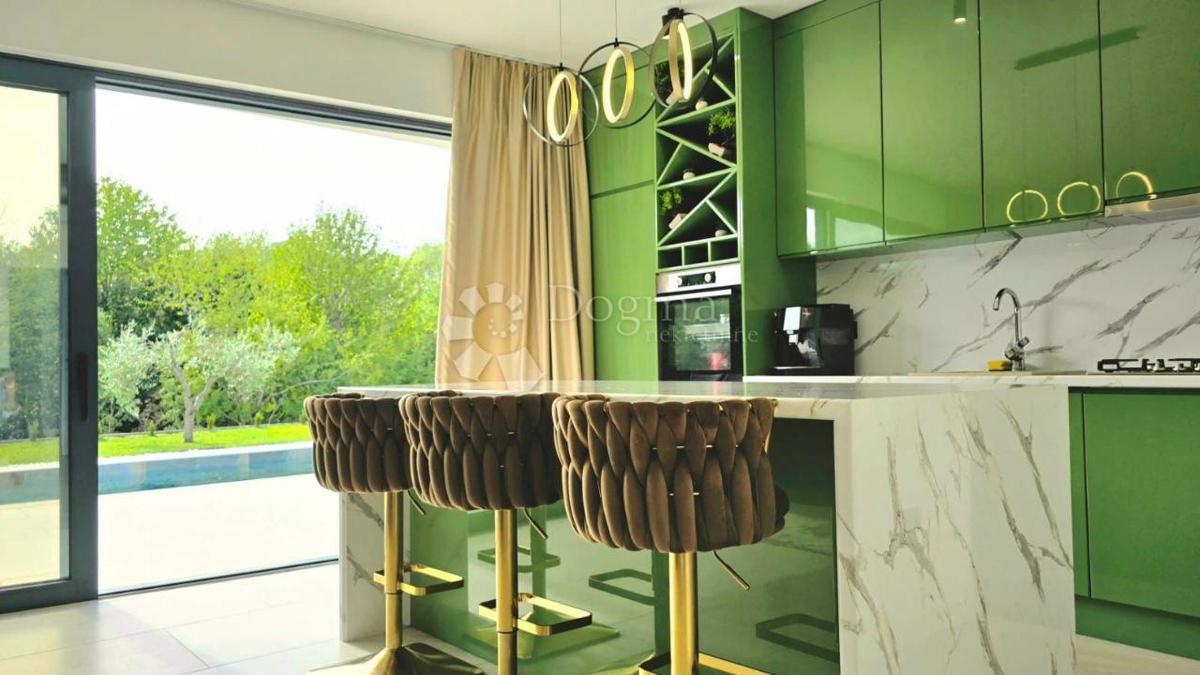 Casa Nedešćina, Sveta Nedelja, 176,15m2