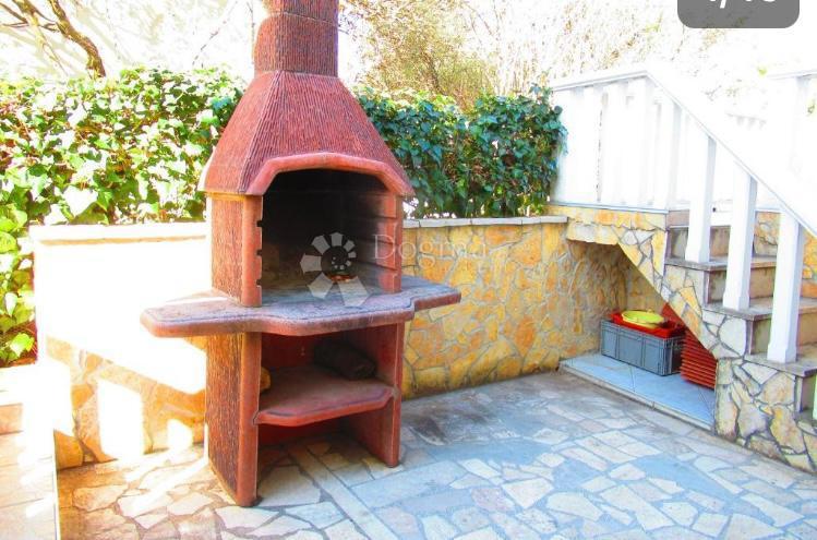 Casa Okrug Gornji, Okrug, 184m2