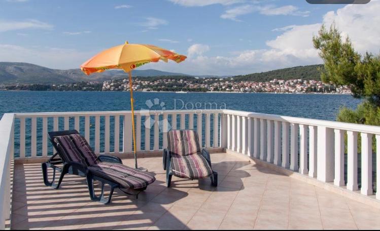 Casa Okrug Gornji, Okrug, 184m2