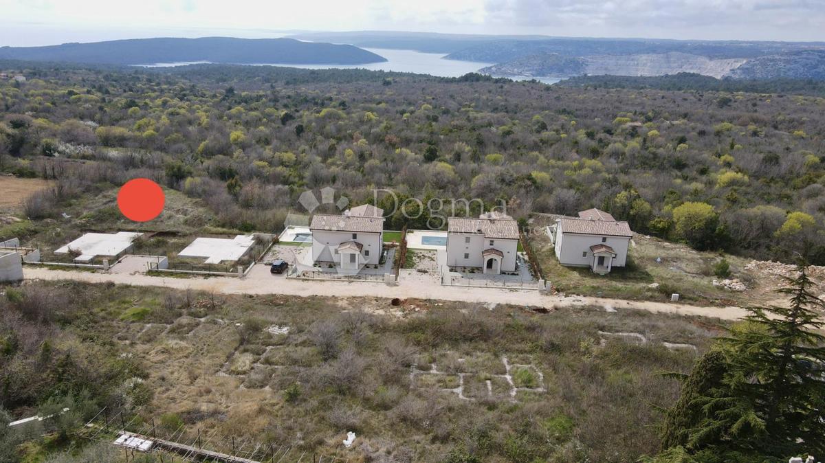 Terreno Labin, 568m2