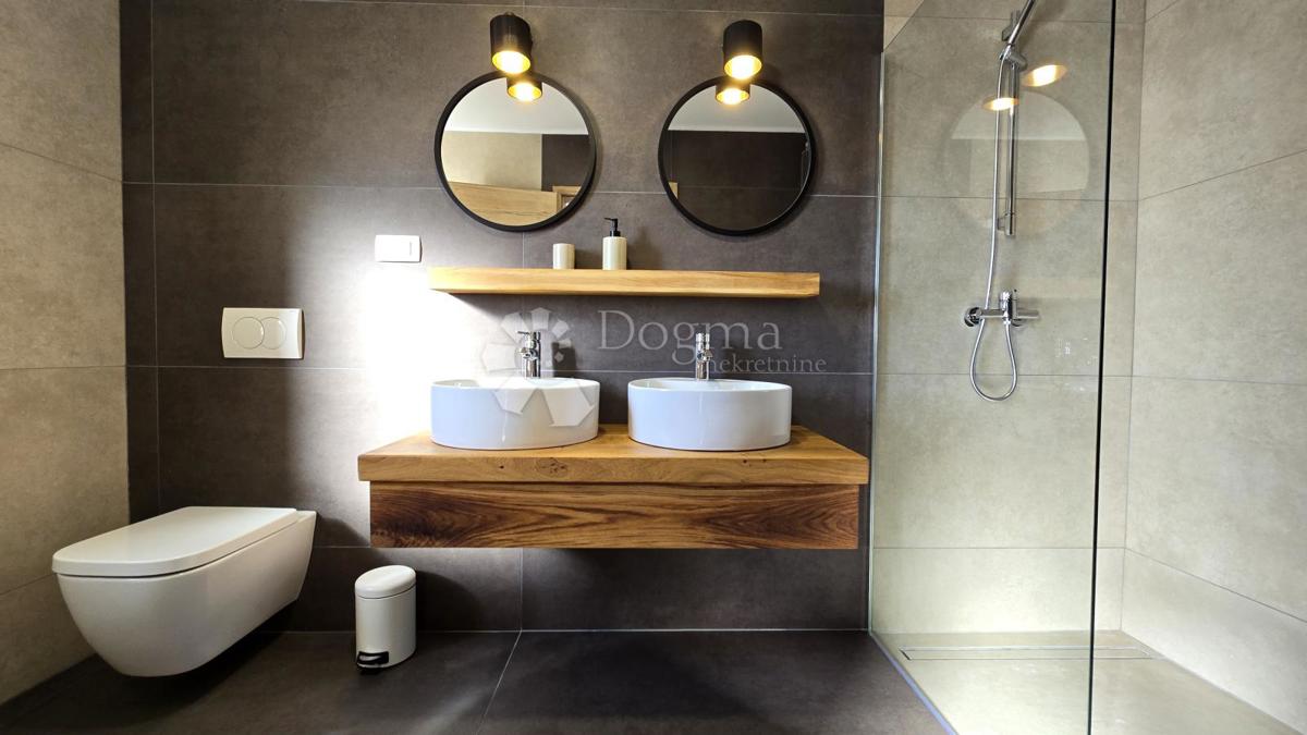 Casa Jadranovo, Crikvenica, 240m2