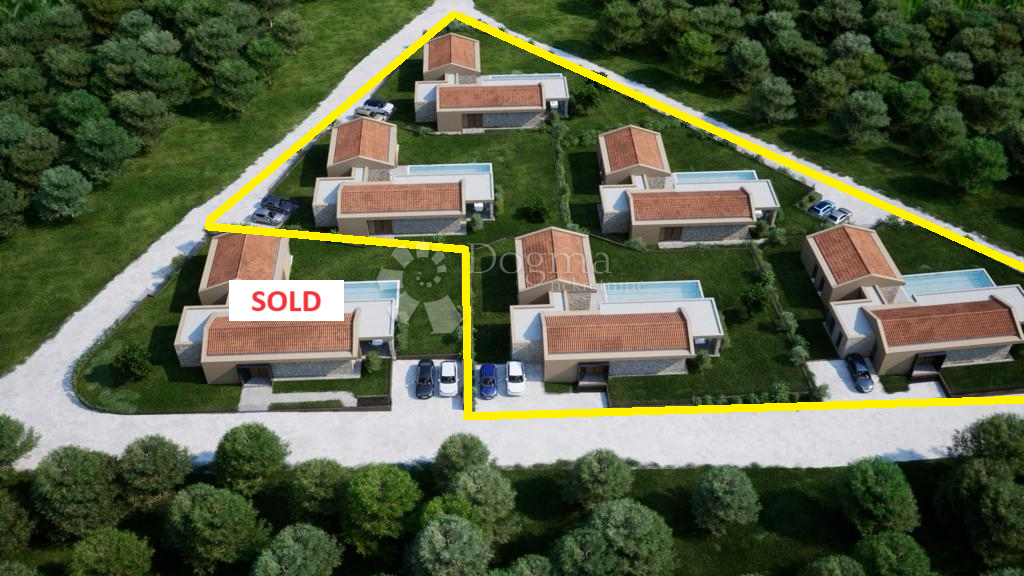 TERRENO PER INVESTIMENTO A BUJA CON PROGETTO DI 5 VILLE CON VISTA