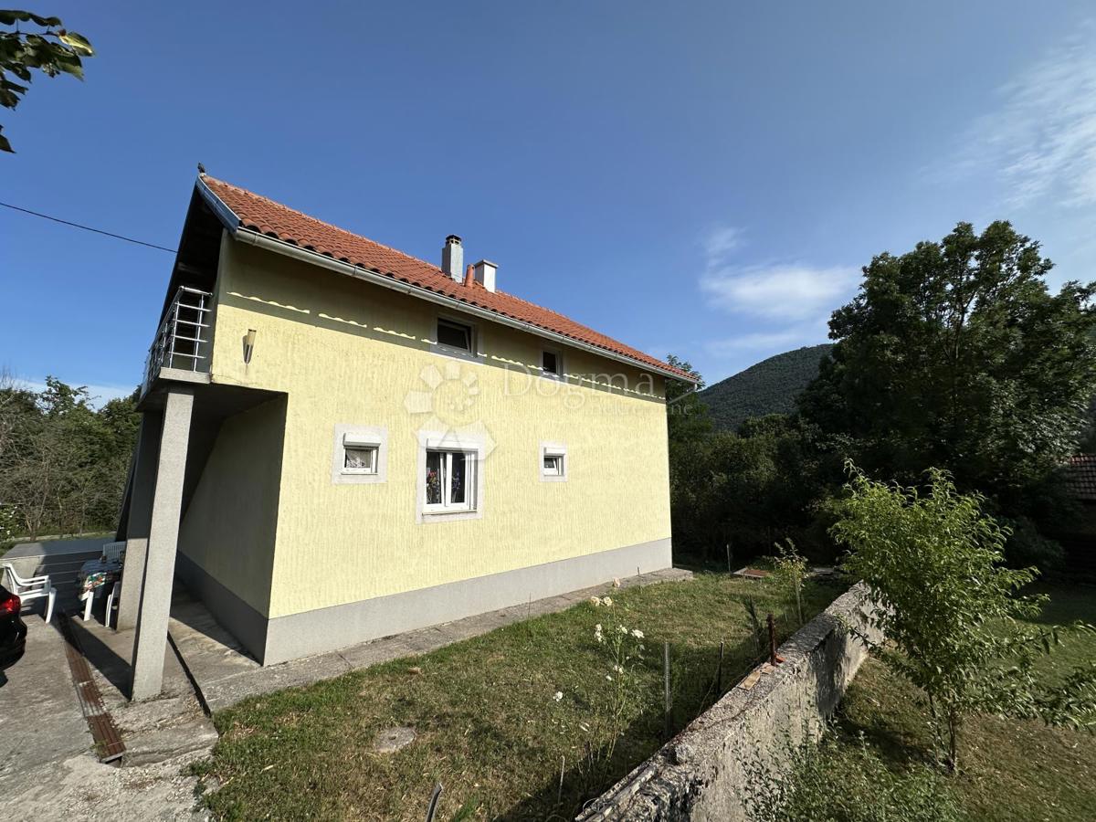 Casa Gračac, 220m2