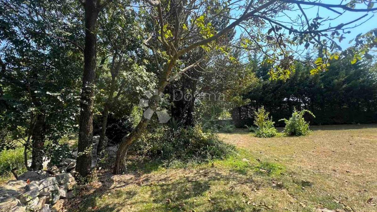 Terreno Labin, 830m2