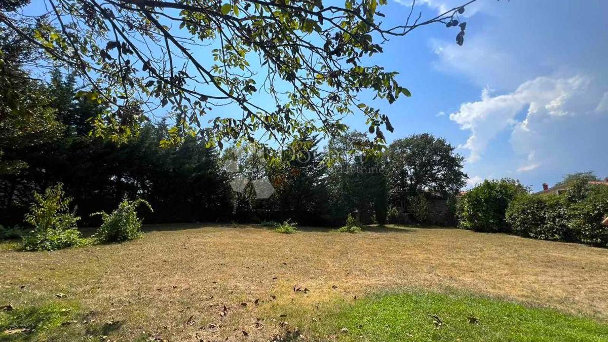 Terreno Labin, 830m2