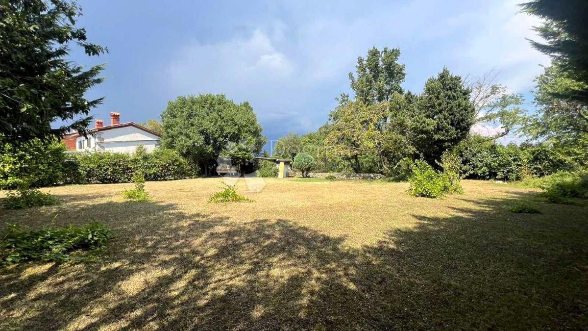 Terreno Labin, 830m2